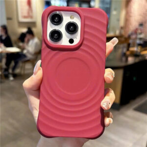 Ốp lưng chính hãng thiết kế hiện đại giúp chống va đập, bảo vệ camera và giữ điện thoại luôn như mới.